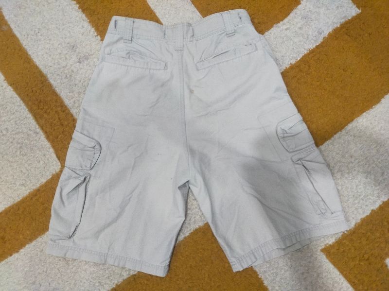Cream Cargo Shorts, foto 2