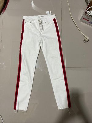 celana stradivarius putih