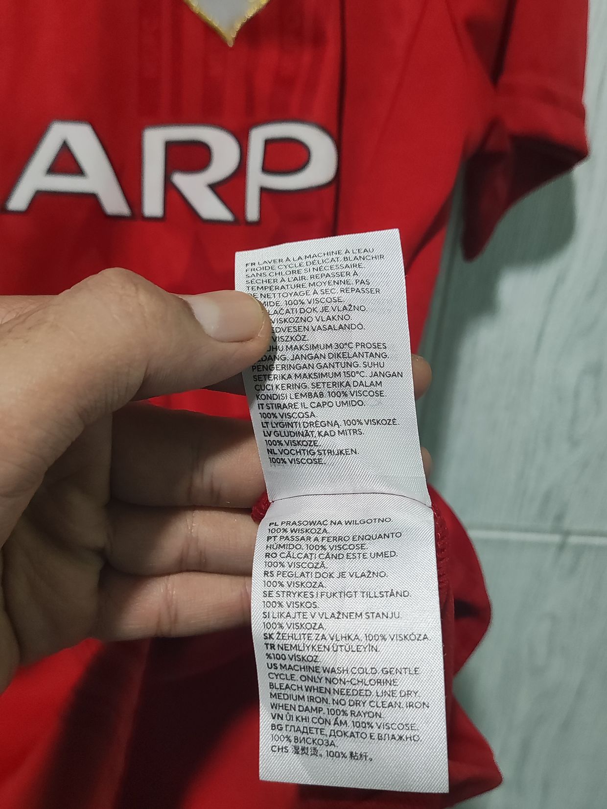 Umbro Sportswear Jersey Pria red, foto 7