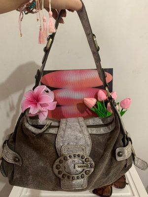 Uniquethingsz on ig|Preloved guess denim shoulderbag
