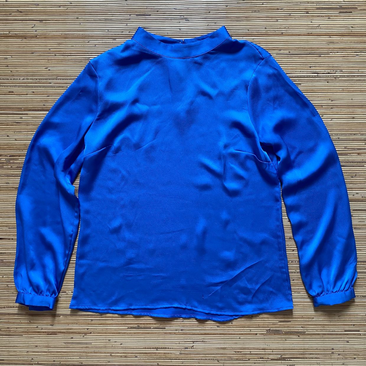 Minimalist Muslim Blouse Wanita blue