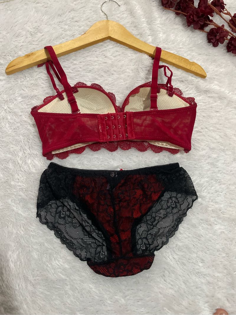 Set bra celana dalam, foto 2