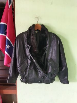 VINTAGE LEATHER JACKET