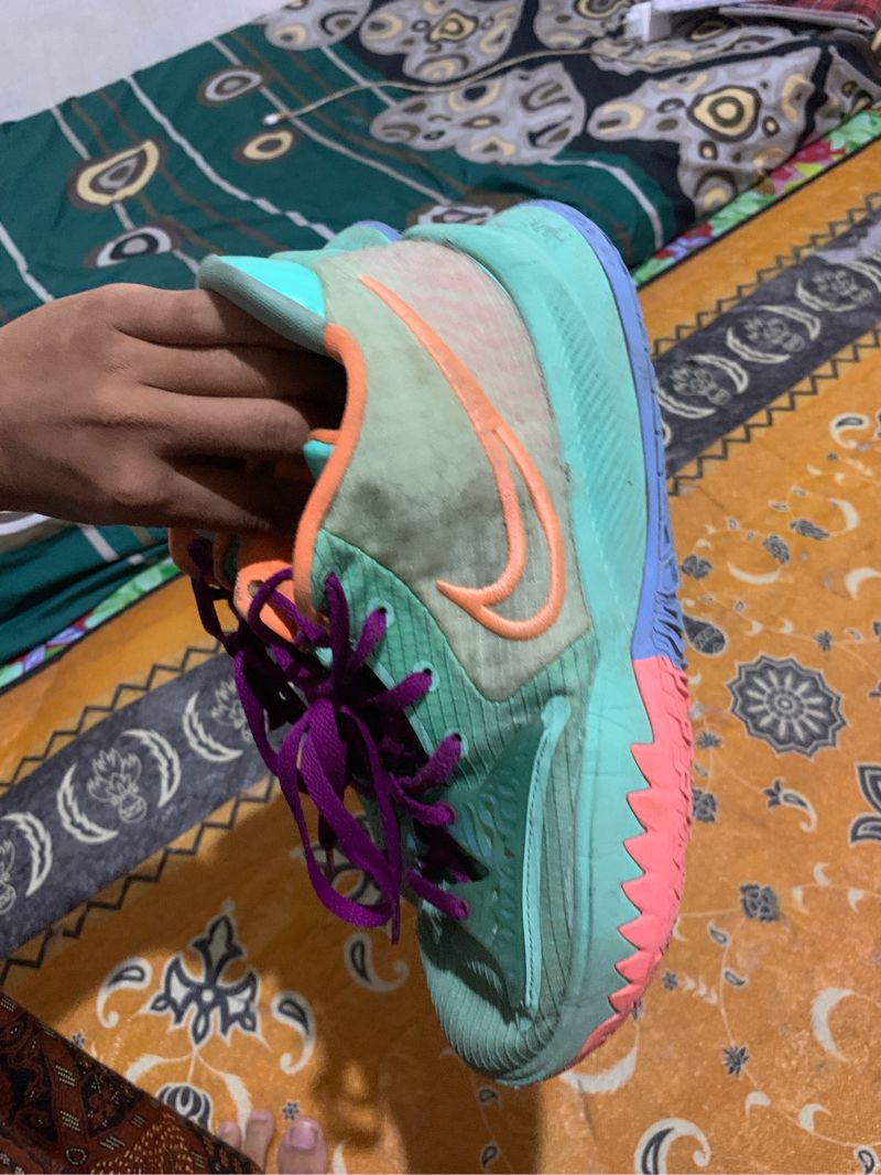 Nike kyrie 4 keep sue fresh, foto 4
