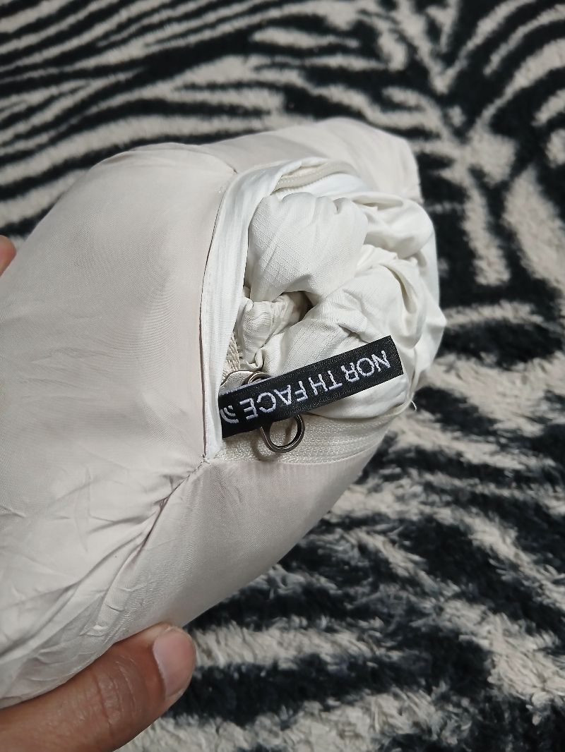 TNF Nuptse Stow Pocket, foto 5