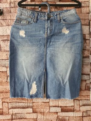Rok Jeans Wanita AKO Motif Robek-Robek