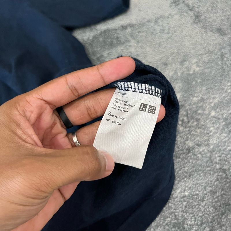 Uniqlo kaos pria, foto 4