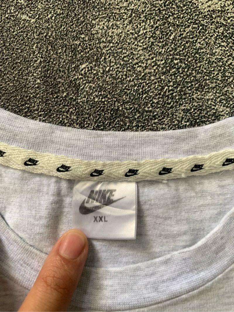 Kaos Nike Pocket Samping, foto 4