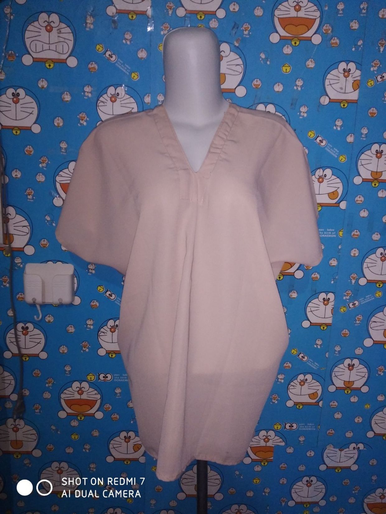 Vintage Blouse Wanita tan cream