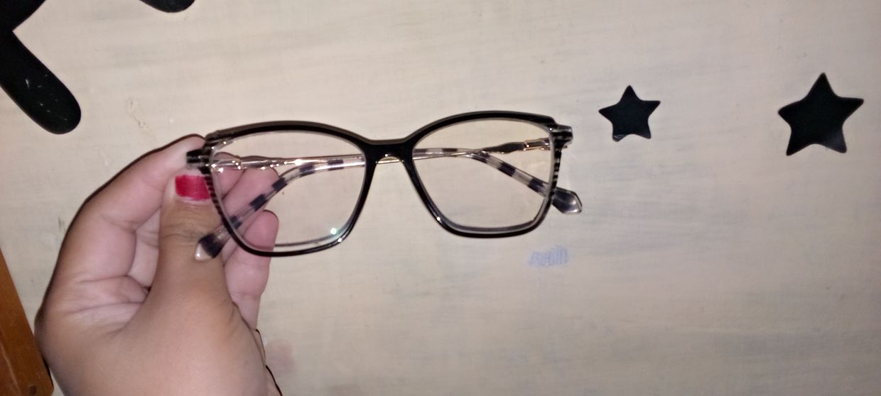 Streetwear Casual Sunglass Wanita white black