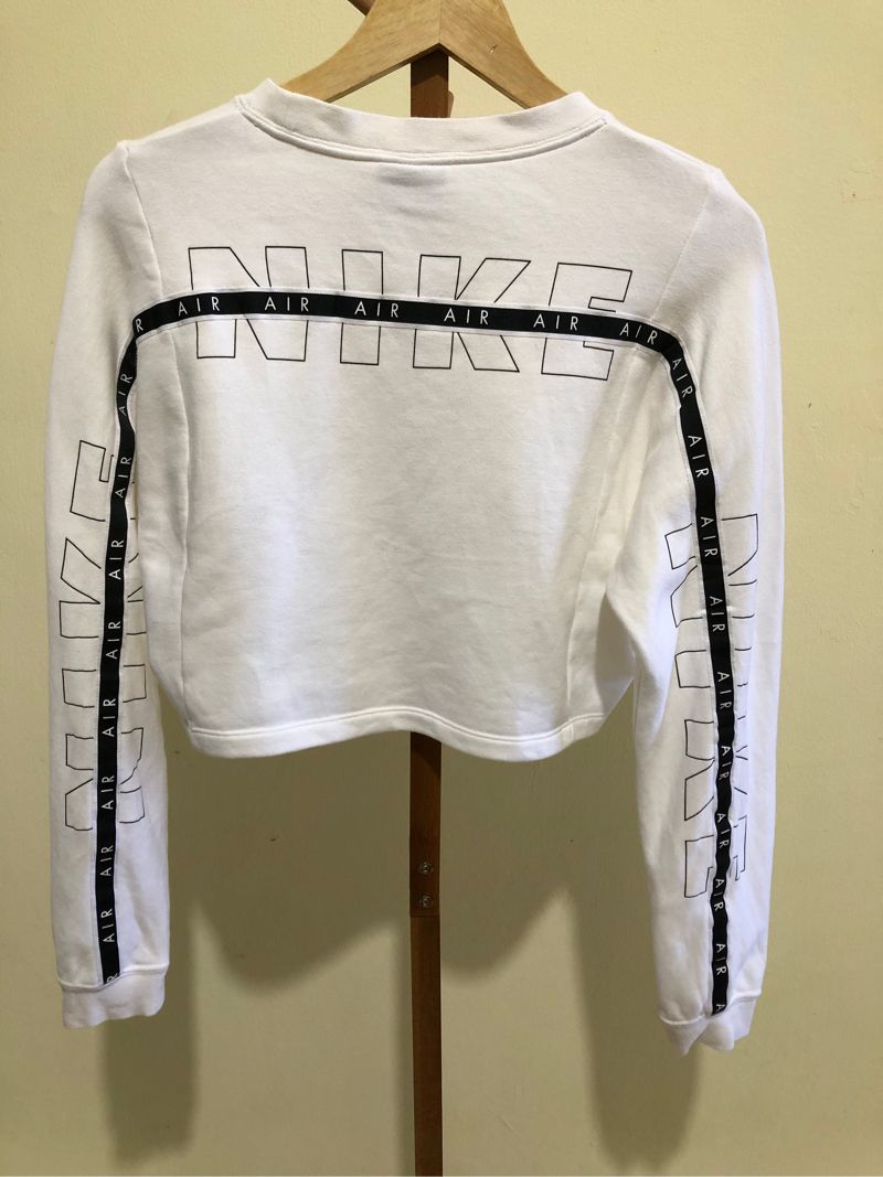 Crewneck Nike Croptop, foto 2