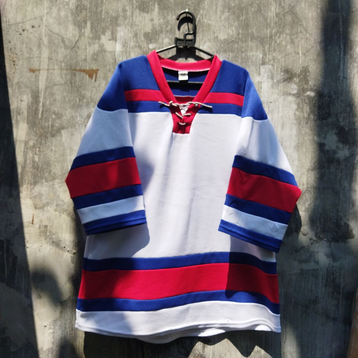 Vintage Sportswear Jersey Pria white red blue