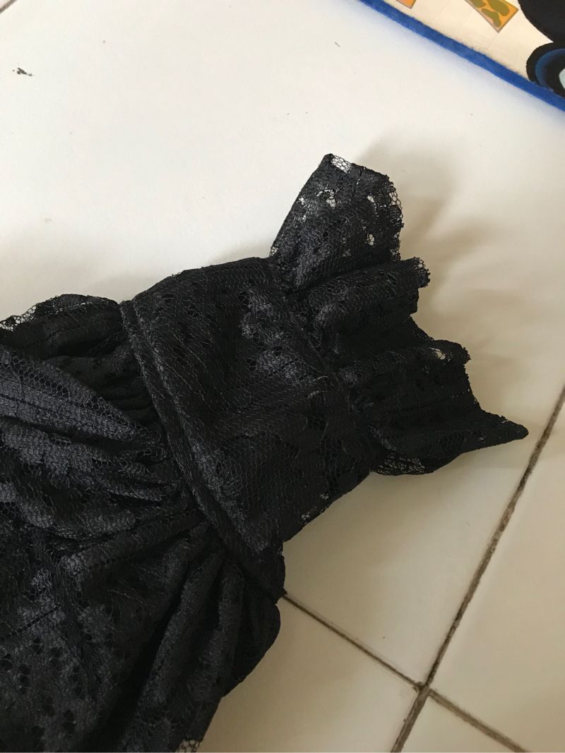 Baju Brukat Hitam, foto 4