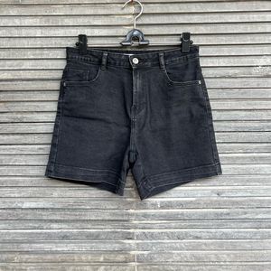 Celana Pendek Denim Hitam Zara Preloved