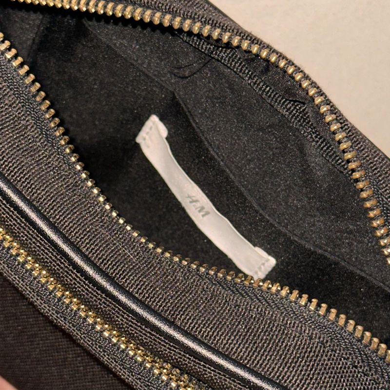 H&M Black Sling Bag, foto 2