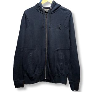 AIR JORDAN BLACK ON BLACK HOODIE | OUTERWEAR | GS