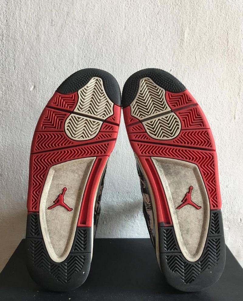Air Jordan 4 Black & Red, foto 4