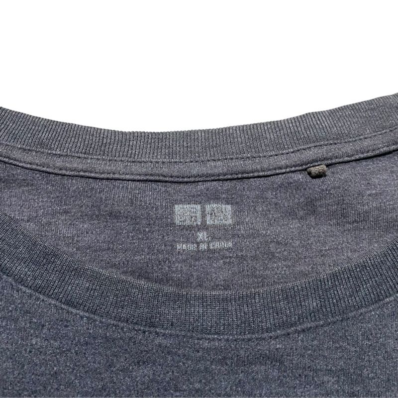 Uniqlo basic dark grey LS tee, foto 3