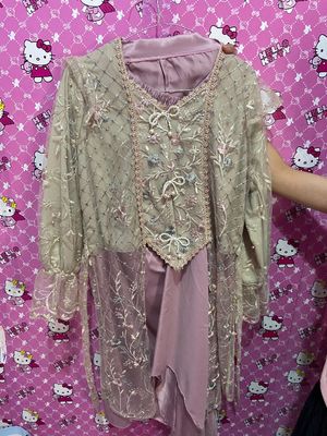 Kebaya coqquete
