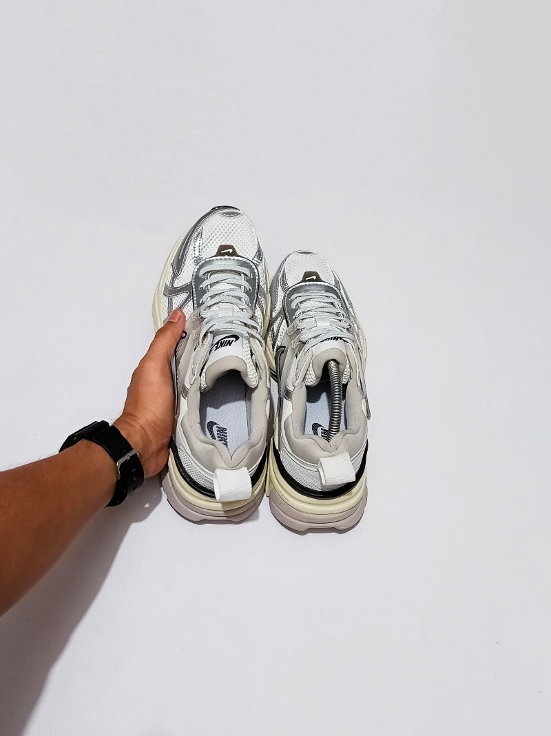 Nike V2K Running White Silver Grey, foto 6