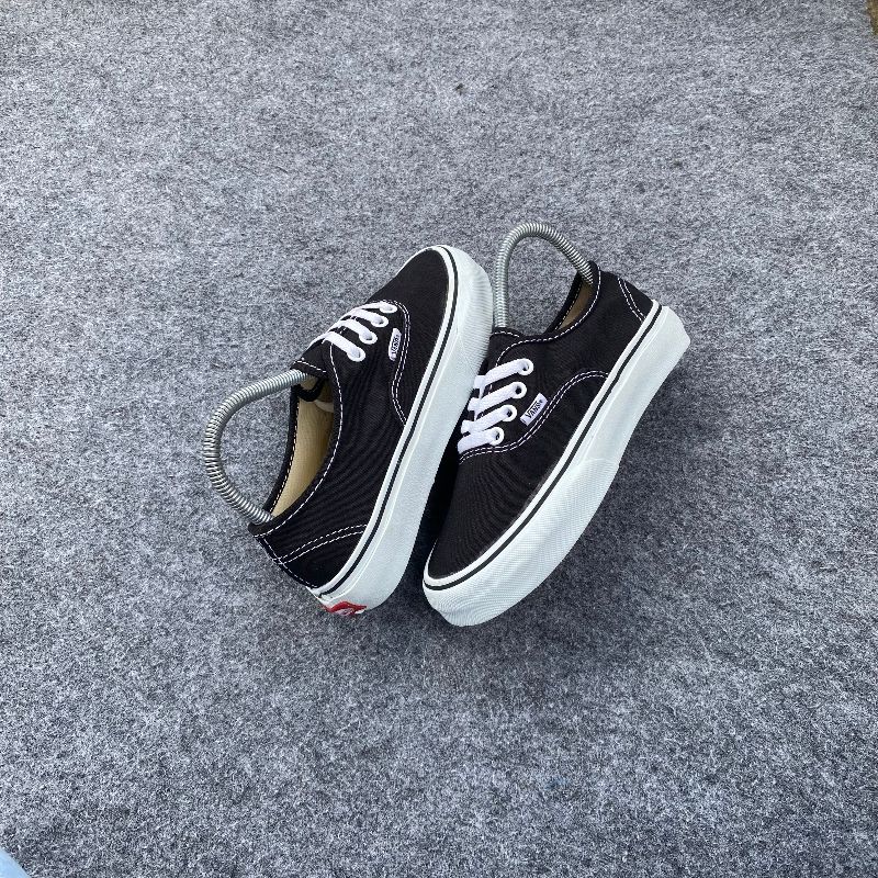 Vans Authentic black white
