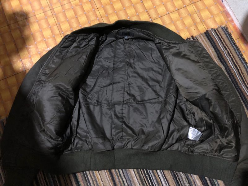 Uniqlo Bomber, foto 4