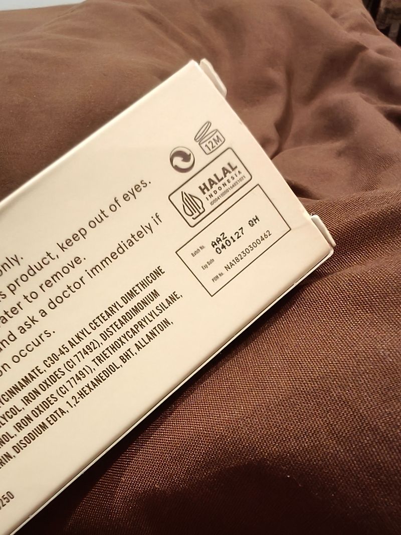 Dearme Airy liq Foundation, foto 3