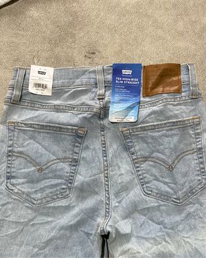 Levi’s 724 high rise jorts denim jeans hot pants