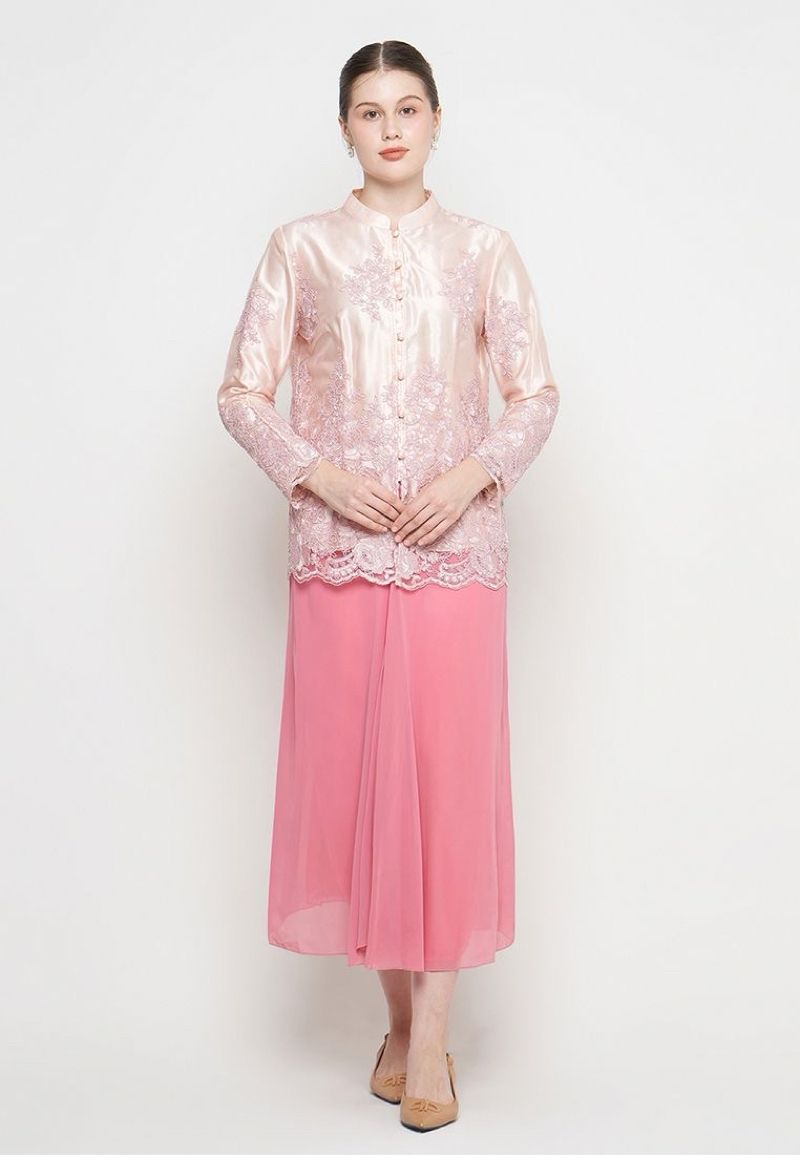 Set kebaya dan rok hijab friendly, foto 4