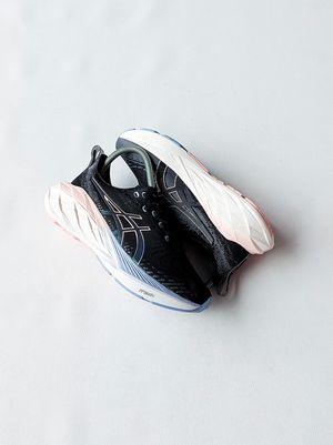 Asics Novablast 4 Black White Sole