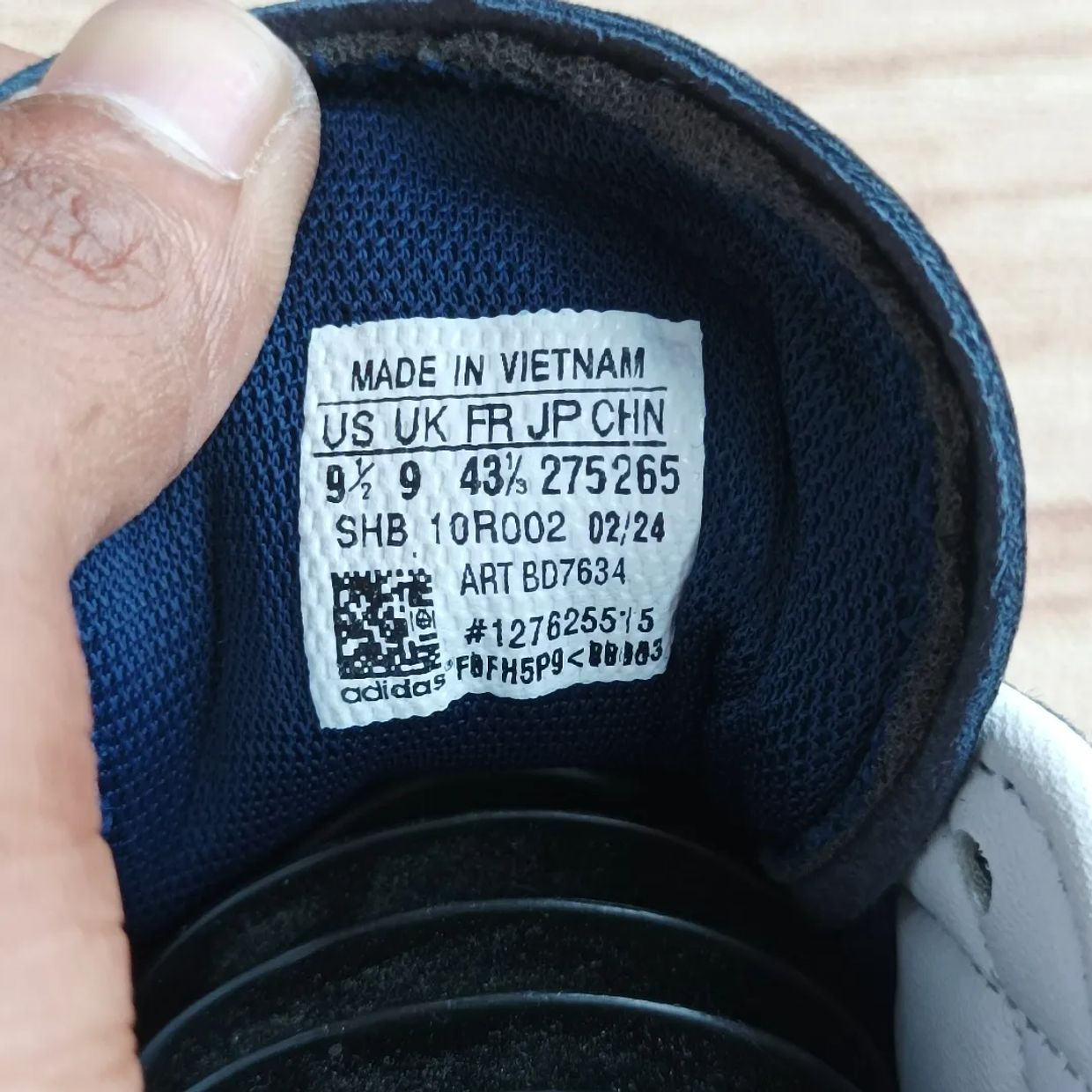Adidas Gorpcore Indie Sneakers Pria white navy, foto 6