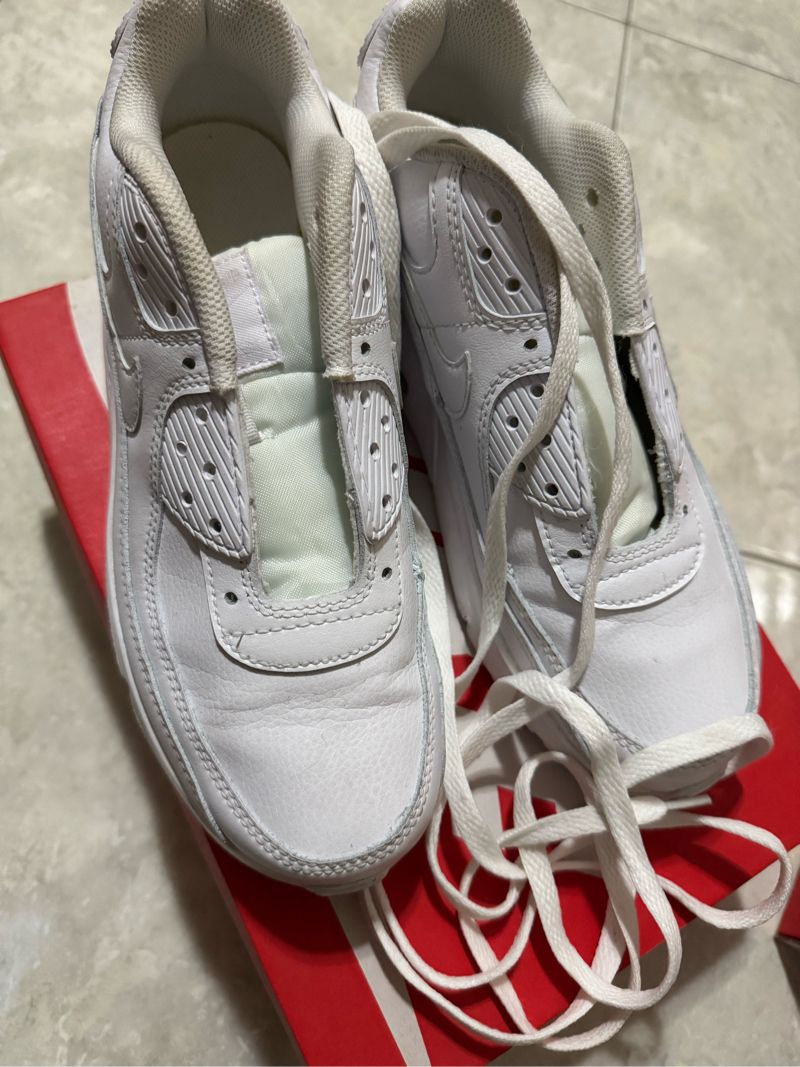 Sepatu nike putih, foto 2