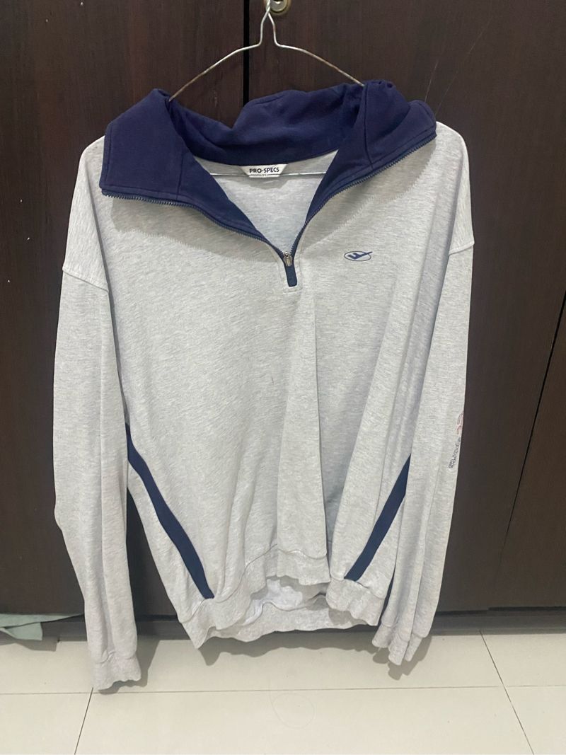 sweater abu, foto 2
