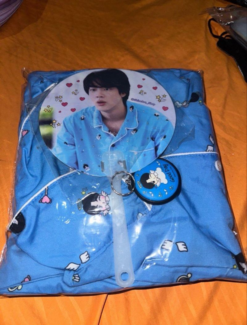Piyama seokjin BTS, foto 2