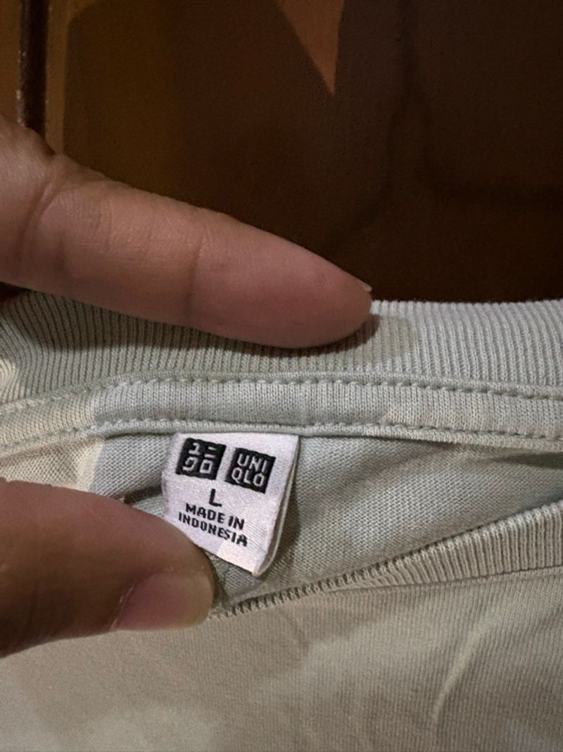 Kaos Wanita Uniqlo, foto 4