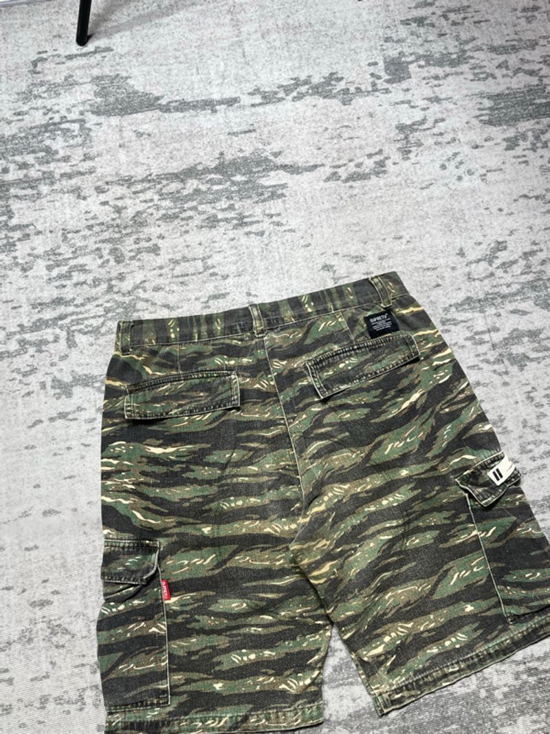 Supretu tiger camo cargo short, foto 4