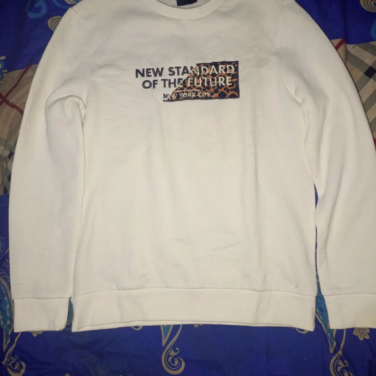 Feltics Streetwear Sweater Pria white