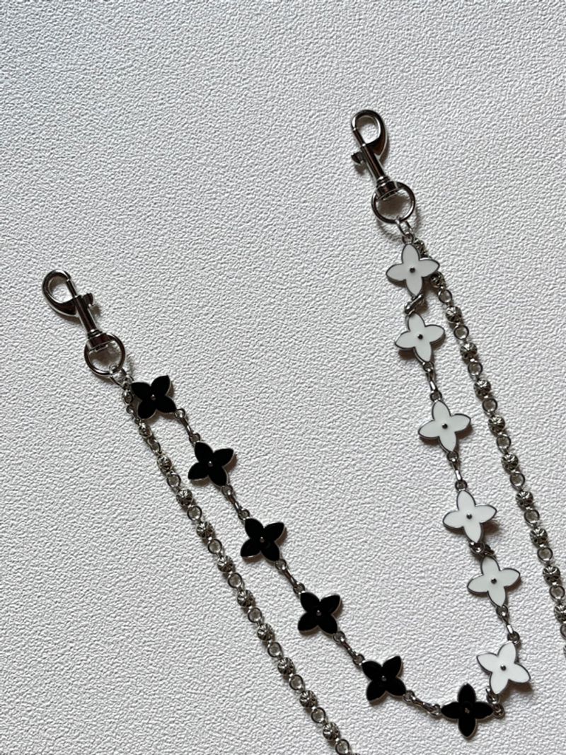 Noir-Ivory Flowers Bloom Wallet Chain, foto 2