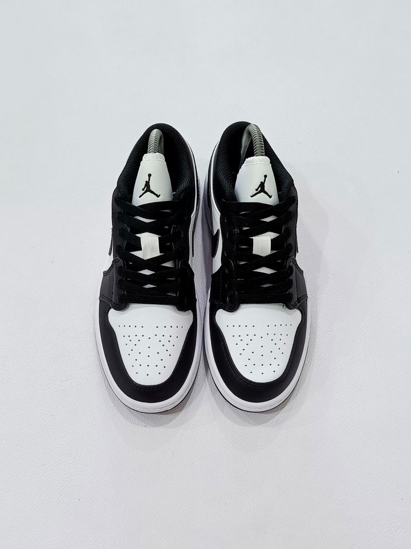 Nike Air Jordan 1 Low Panda, foto 3