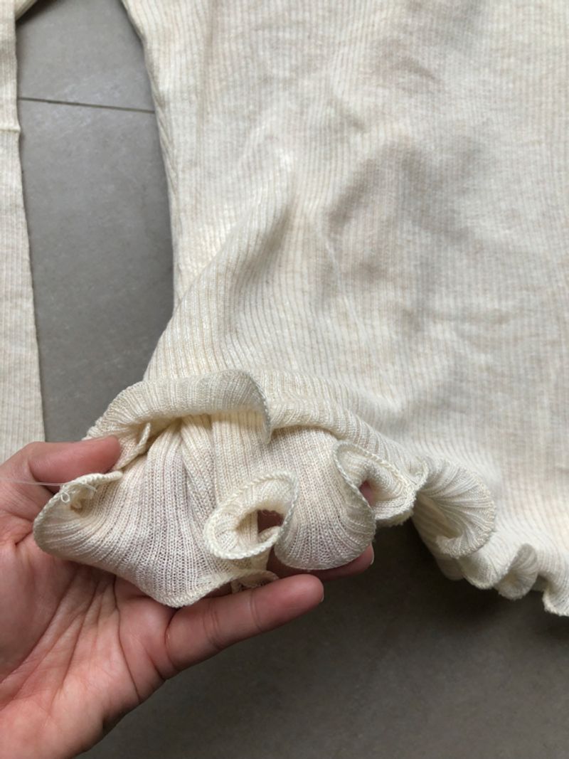 Ruffle Top Long Sleeve Cream, foto 4