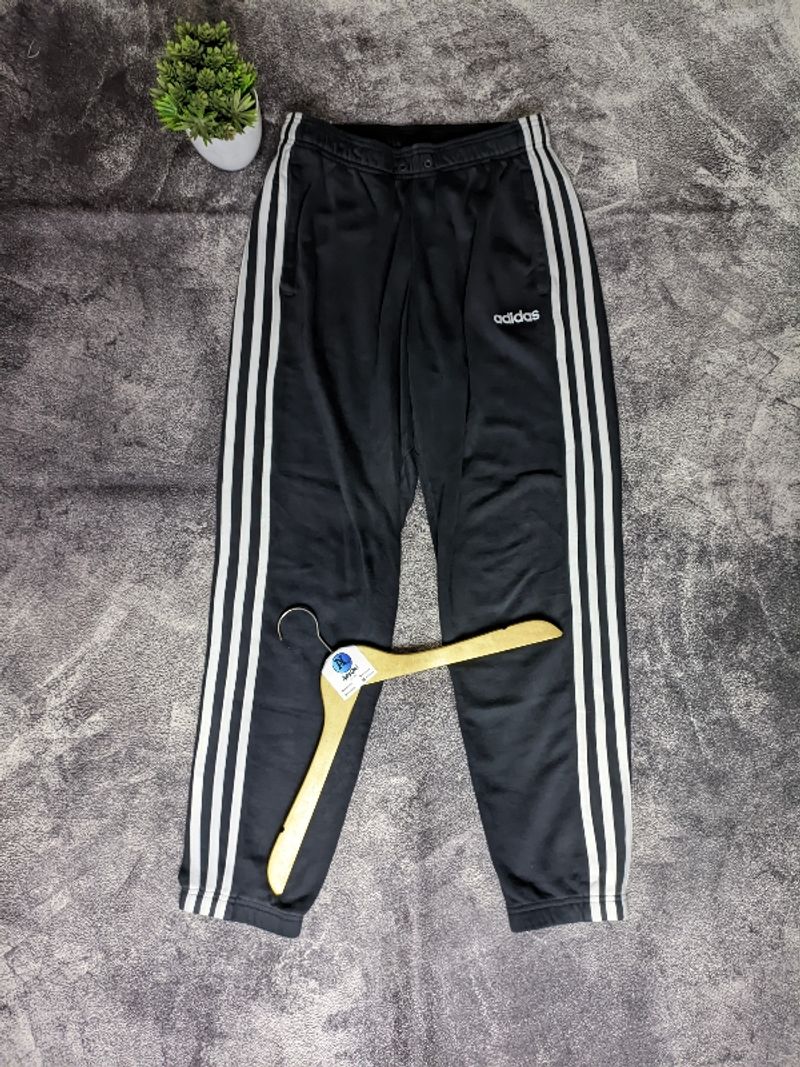 Celana Trackpants Adidas Three Stripes Hitam Size L DQ3078 Preloved