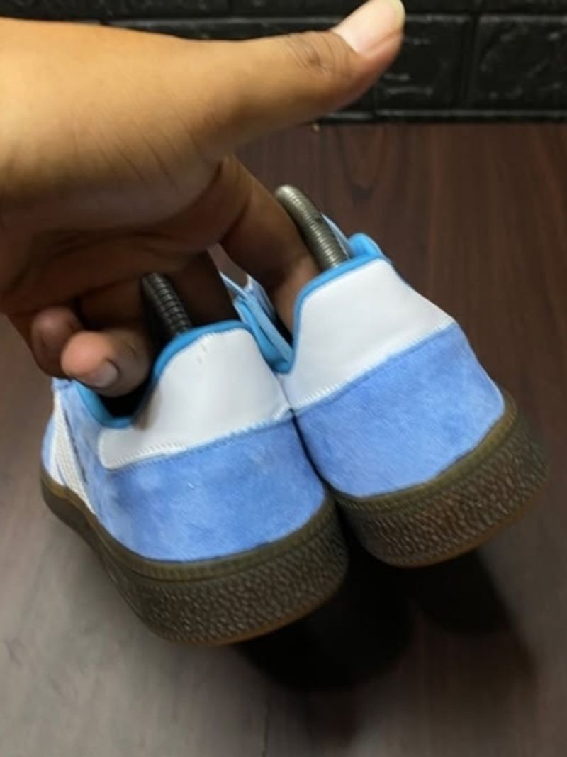 ~Sepatu Adidas~, foto 2