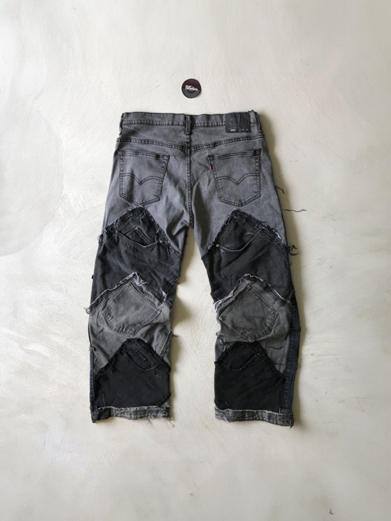 Levi's Reworked Patchwork Bold & Distressed Denim Pants, foto 3