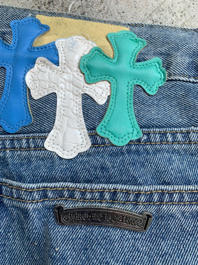 Gallery dept x chrome hearts, foto 7