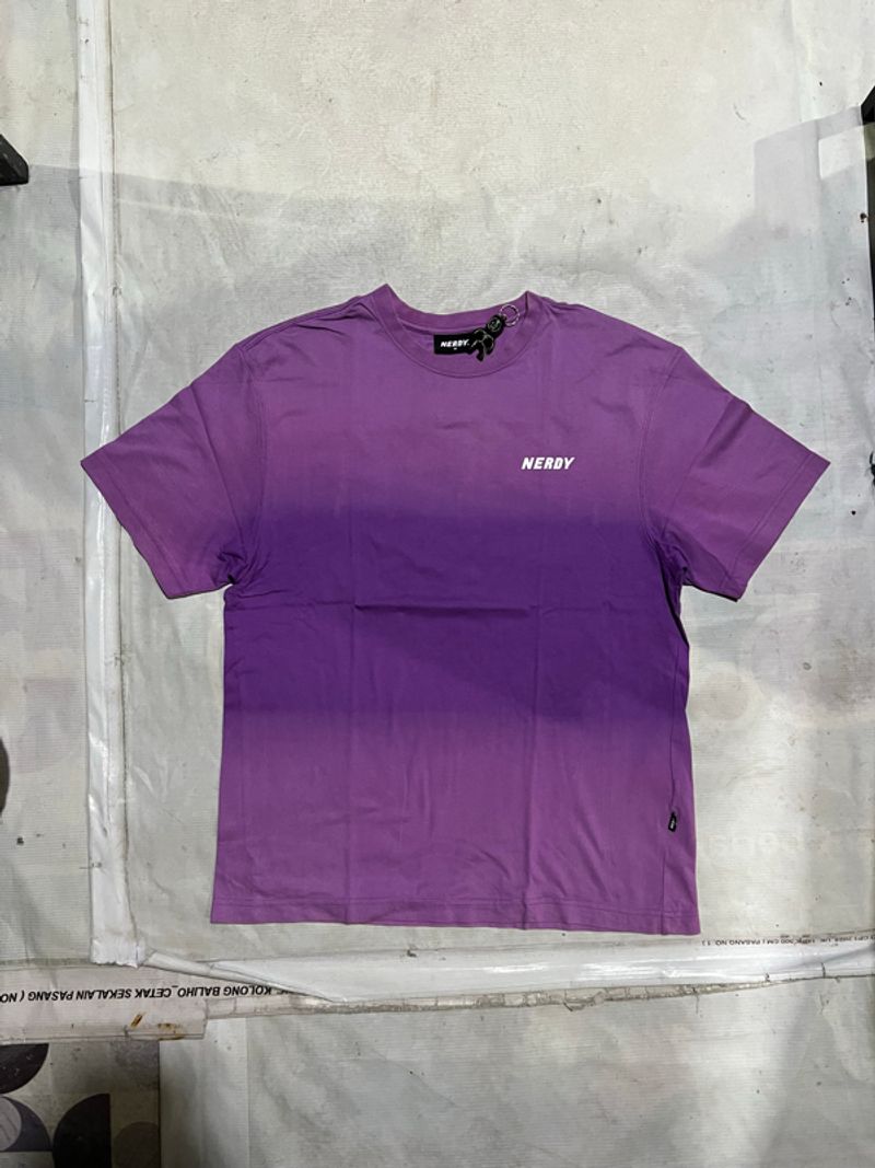 Kaos Nerdy, foto 2