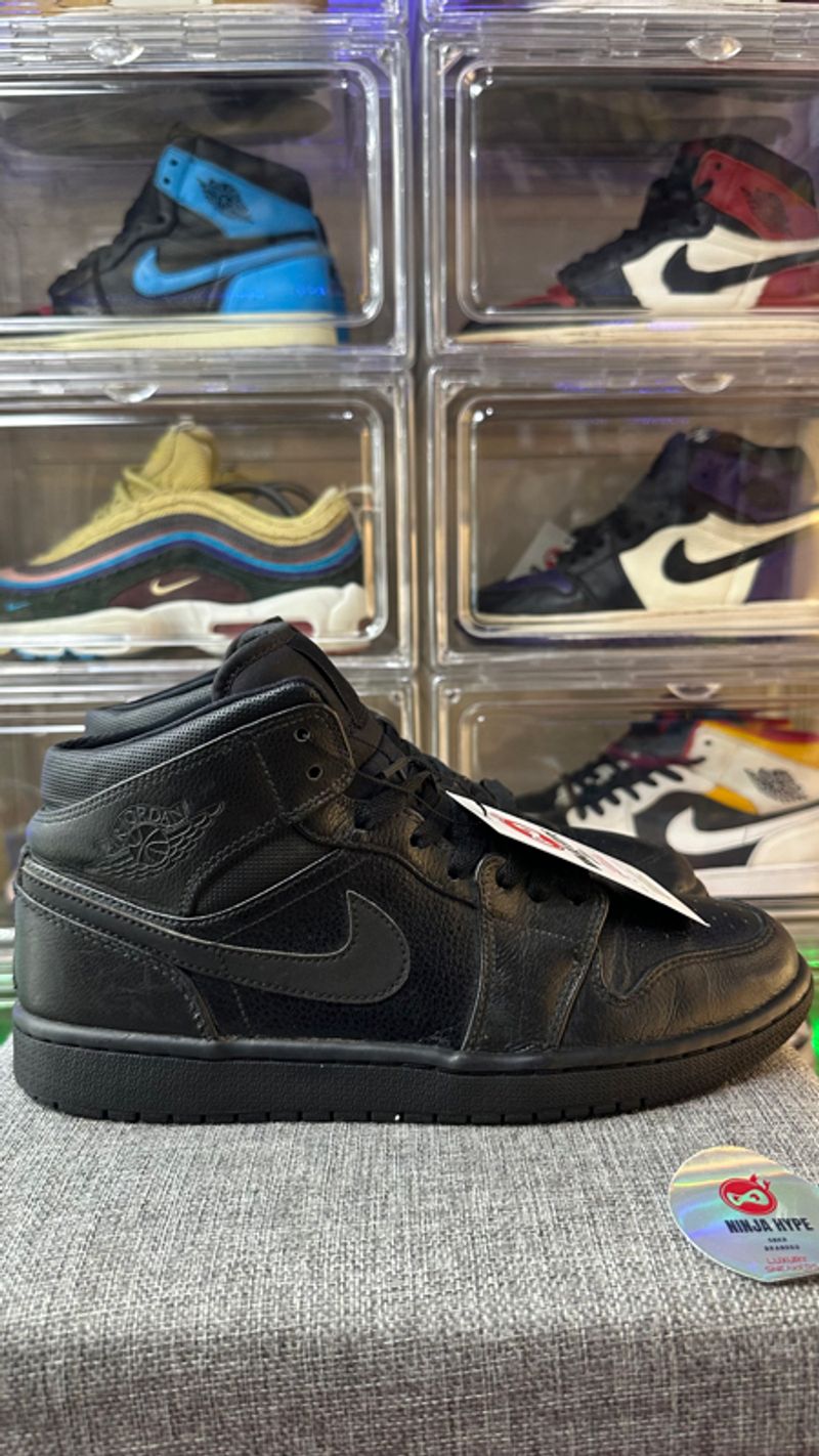 AIR JORDAN 1 MID TRIPLE BLACK, foto 3