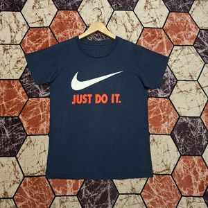 T-Shirt Nike