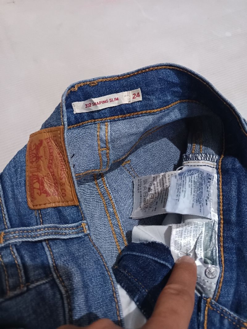 Levi's 312 Shaping Slim, foto 6