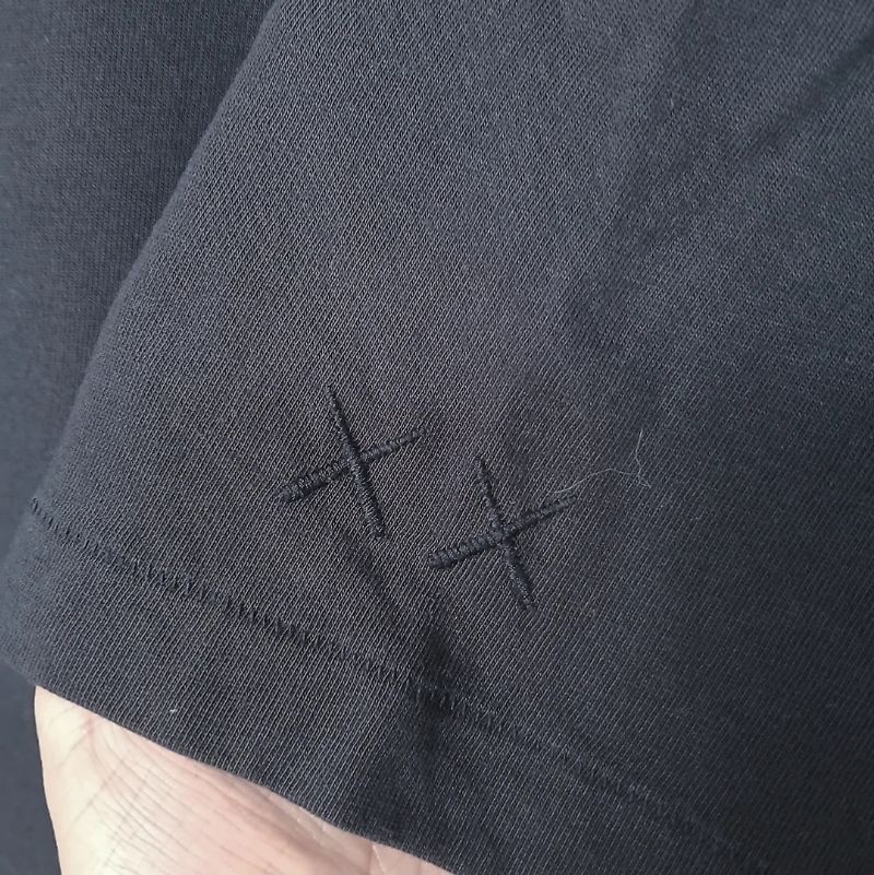 Kaos UT X Kaws, foto 4