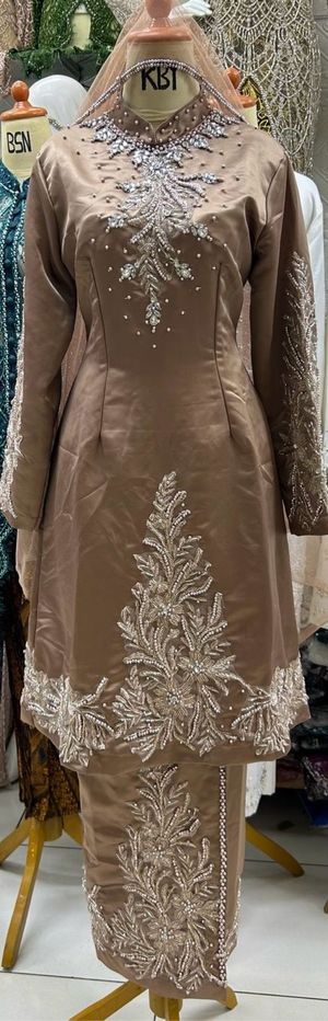 Baju Akad Wanita | Wedding Attire